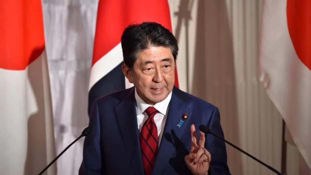 El primer ministro de Japón, Shinzo Abe, ha pedido más presión sobre Corea del Norte