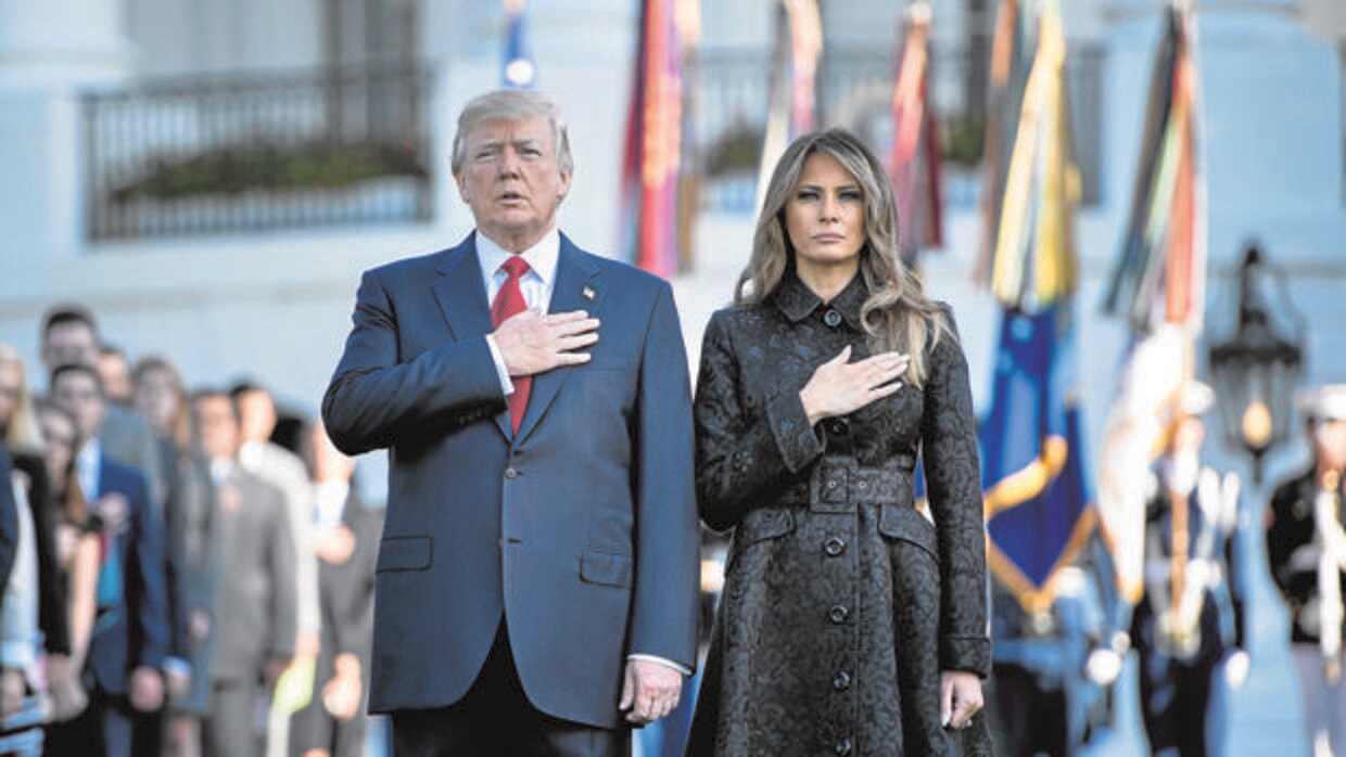 La pareja presidencial, en el minuto de silencio en la Casa Blanca