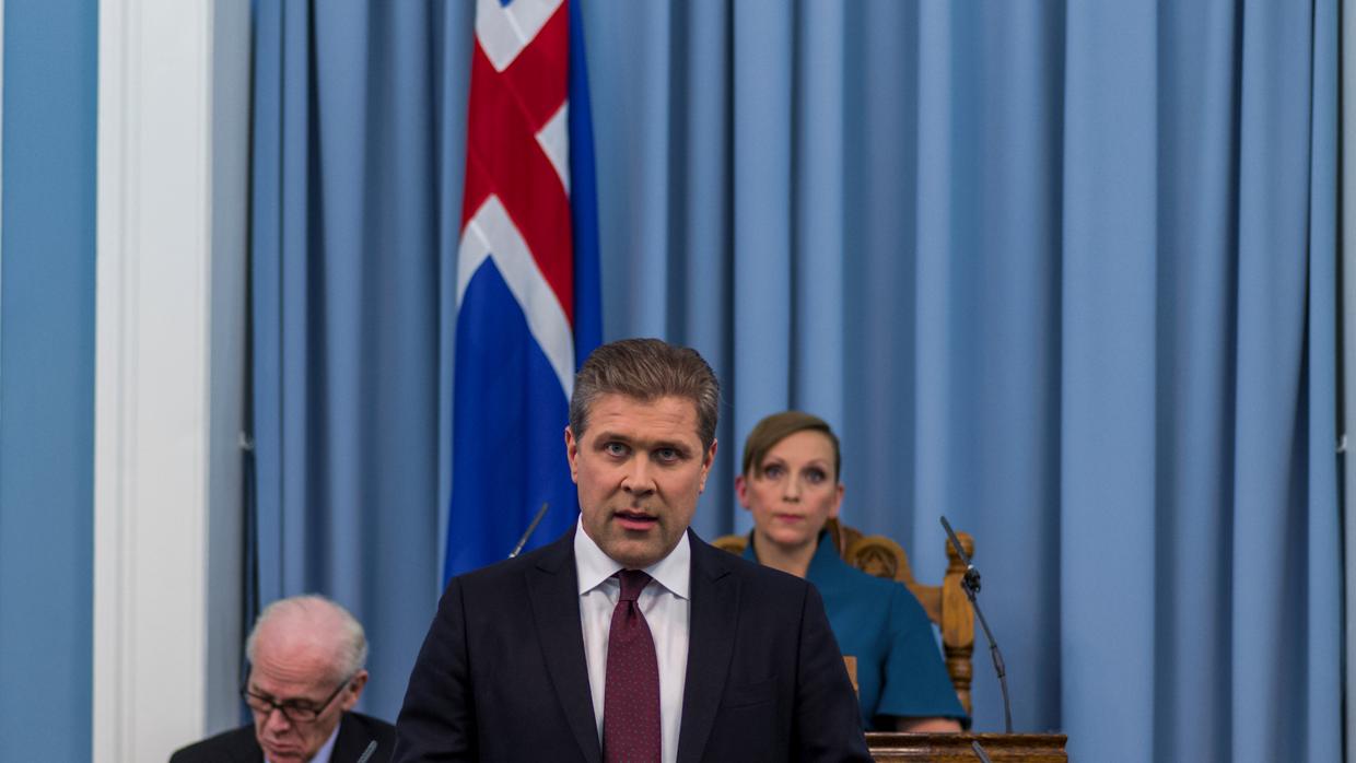 El primer ministro Bjarni Benediktsson encubrió que su padre pidió que se eliminase el historial criminal de un acosador sexual
