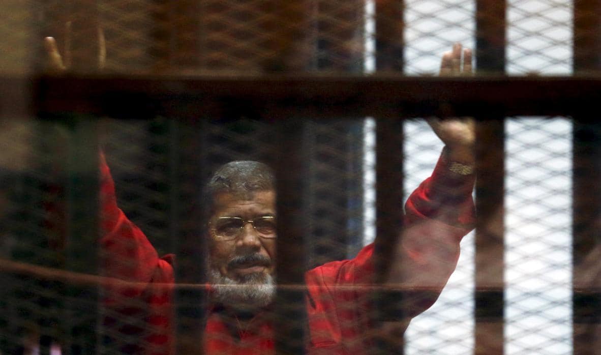 Mohamed Mursi, en una vista judicial en 2015