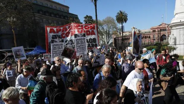 Fuerte dispositivo en busca de un activista desaparecido en Argentina