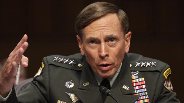Petraeus acusa a las compañías tecnológicas de «no hacer lo suficiente» contra el yihadismo