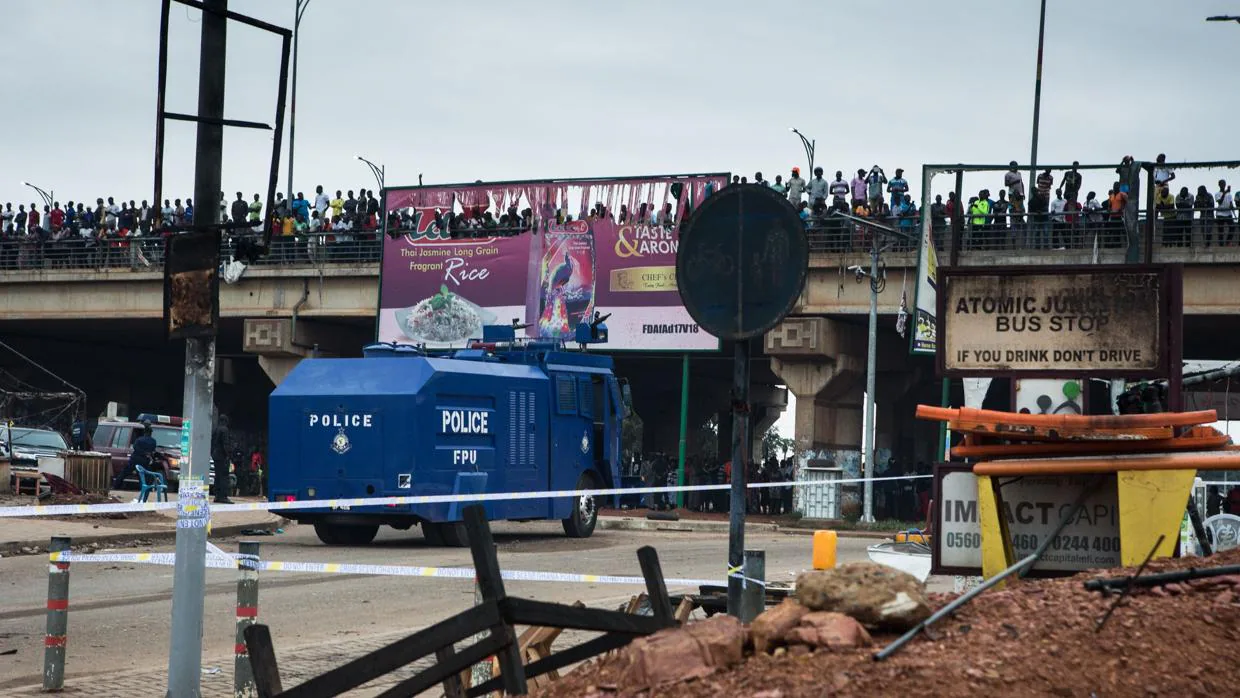 Al menos seis muertos por una potente explosión de una estación de gas natural en Ghana