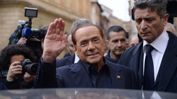 Reabren una investigación por la supuesta relación de Berlusconi con la mafia