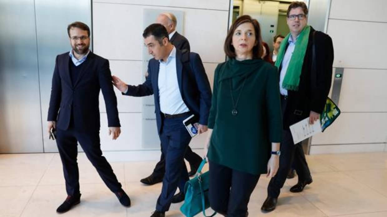 Los líderes grupo parlamentario del Partido Verde, Katrin Goering-Eckardt y Cem Ozdemir