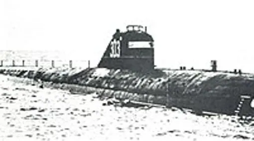 Submarino K-8