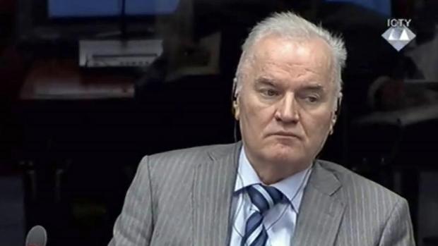 El TPIY condena a Mladic a cadena perpetua por genocidio y crímenes de guerra en Srebrenica