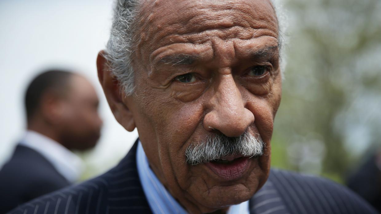 El demócrata John Conyers