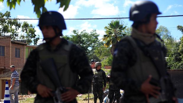 El Gobierno recomienda limitar los viajes a Honduras por los disturbios postelectorales