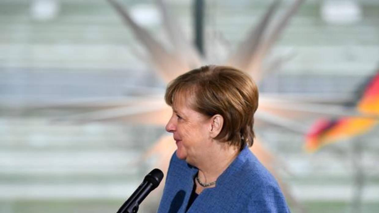 Angela Merkel se dirige este martes a soldados que sirven en el extranjero