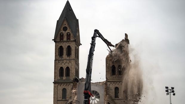 Demolida una iglesia en Alemania para ampliar una mina de lignito