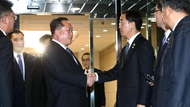 Las dos Coreas retoman las comunicaciones militares tras su reunión