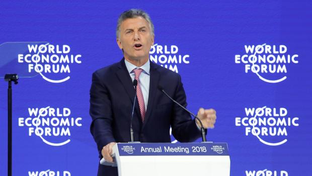 Macron quiere vender a Argentina cuatro buques de guerra por 300 millones de euros