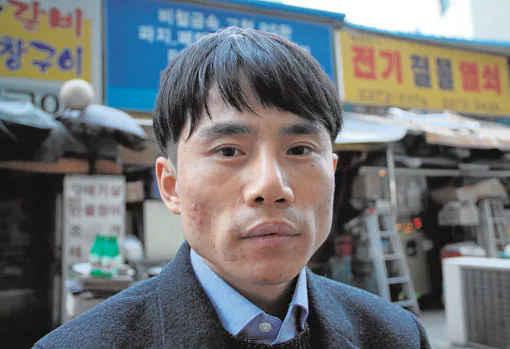 Lee Tae-weon, desertor de Corea del Norte cuya familia sigue retenida