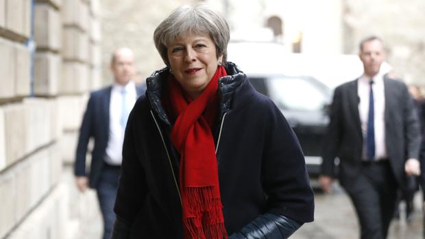 May pide el acuerdo de libre comercio «más amplio y profundo del mundo» con la UE