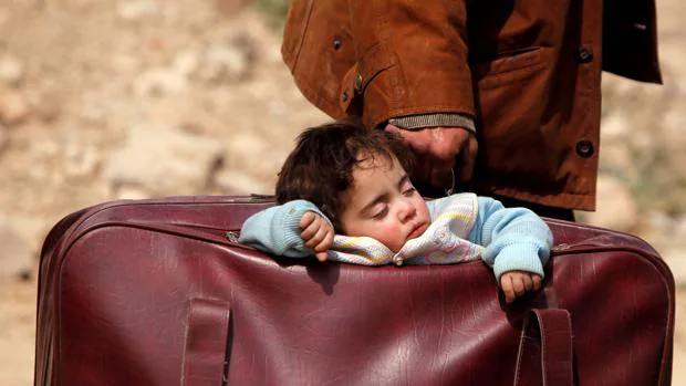 La foto que emociona al mundo: miles de civiles huyen del terror de Guta