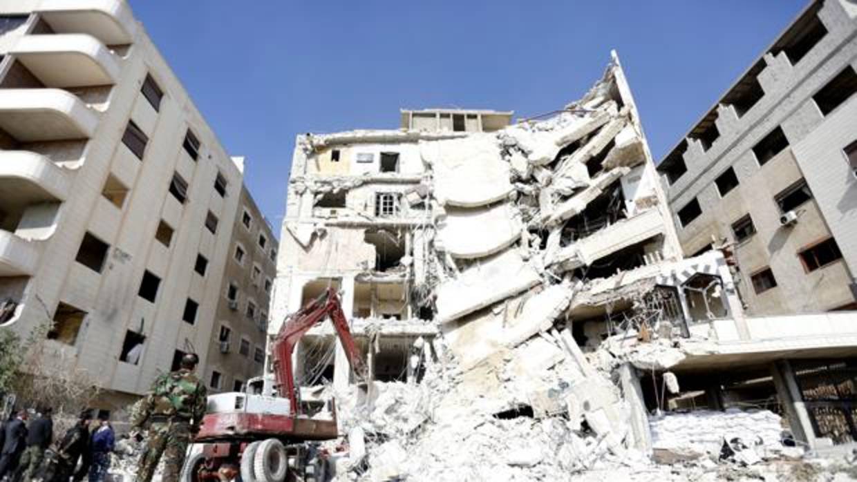 Imagen de archivo de un edificio bombardeado en Siria