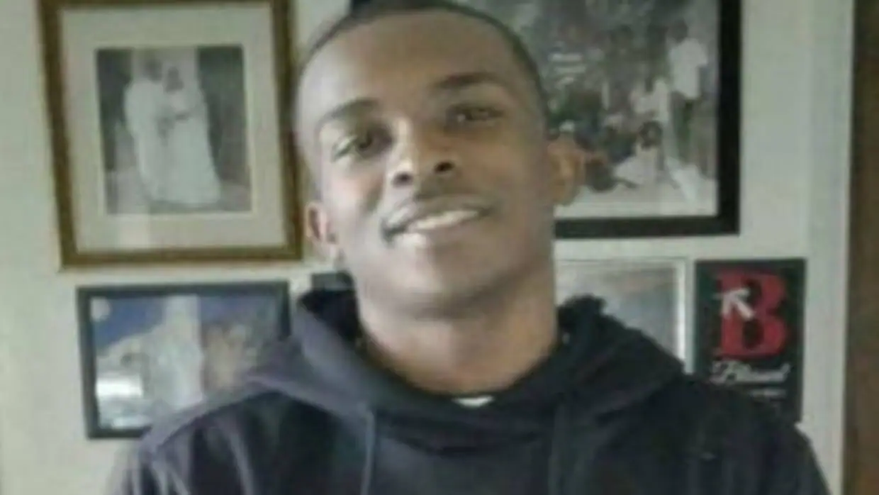 Stephon Clarck, de 22 años, fue tiroteado por la policía este domingo