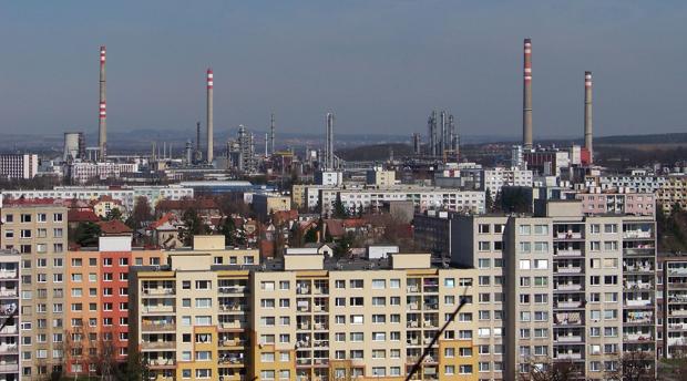 Al menos seis muertos por una explosión en una planta química cerca de Praga