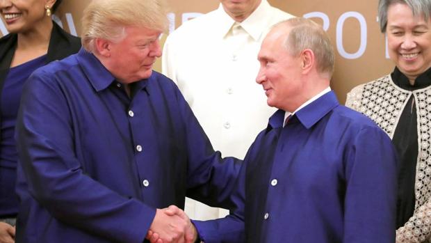 Trump mantiene sus lazos cordiales con Putin pese al castigo a Rusia