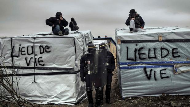 «La Jungla» vuelve a reconstruirse en París