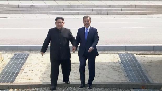 Kim Jong-un cruza la frontera para la histórica cumbre de las dos Coreas