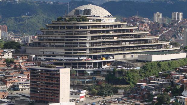 Al menos un preso político venezolano resulta herido durante un motín en una cárcel de Caracas