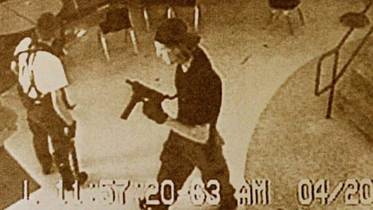 Imágenes del tiroteo de Columbine, en 1999