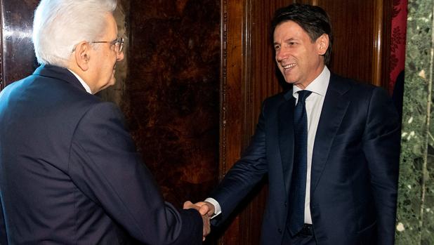 Giuseppe Conte renuncia a formar gobierno en Italia tras el veto presidencial al ministro eurófobo