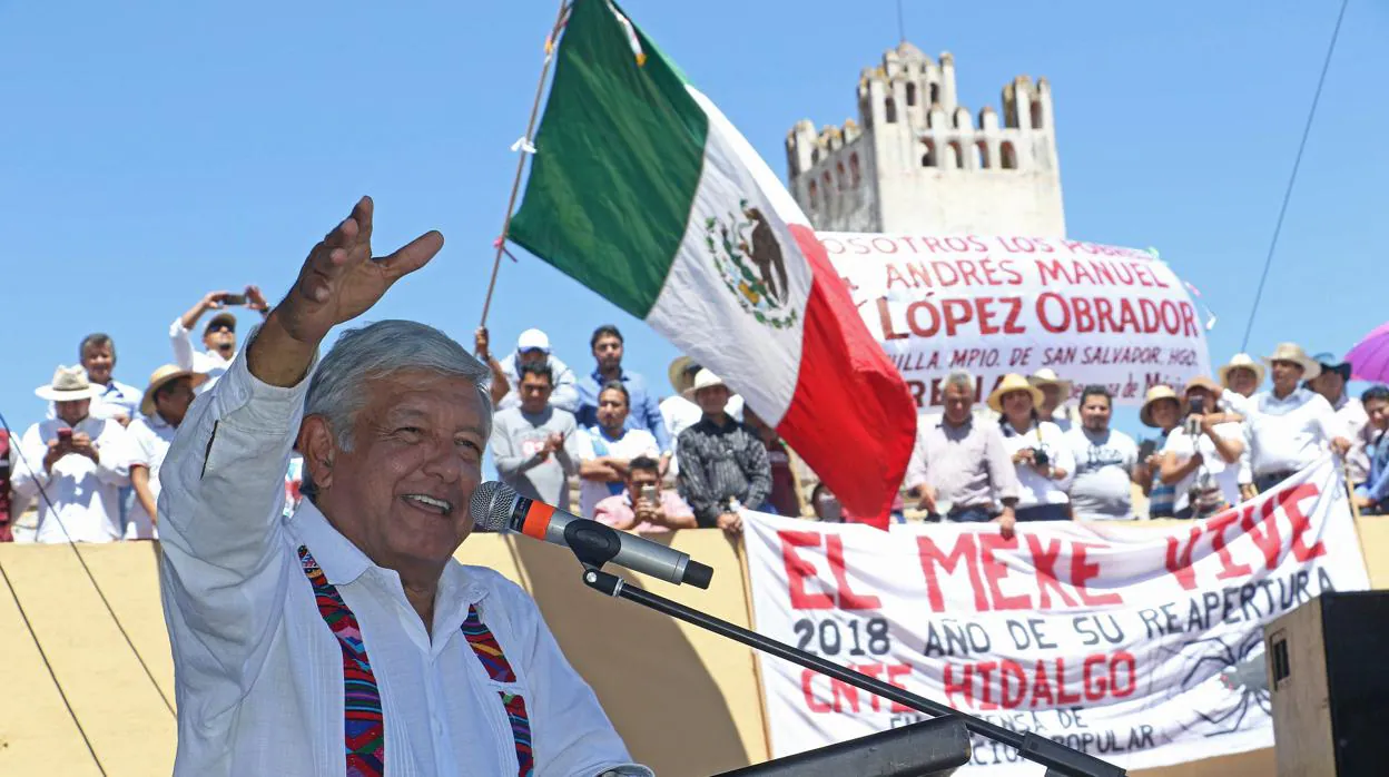 El candidato izquierdista a la Presidencia de México, Andrés Manuel López Obrador, durante un mitin en el estado de Hidalgo