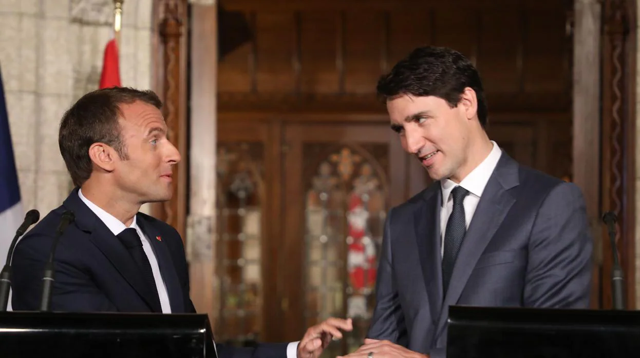 Enmanuel Macron y Justin Trudeau en una conferencia en el Parlamento de Otawa