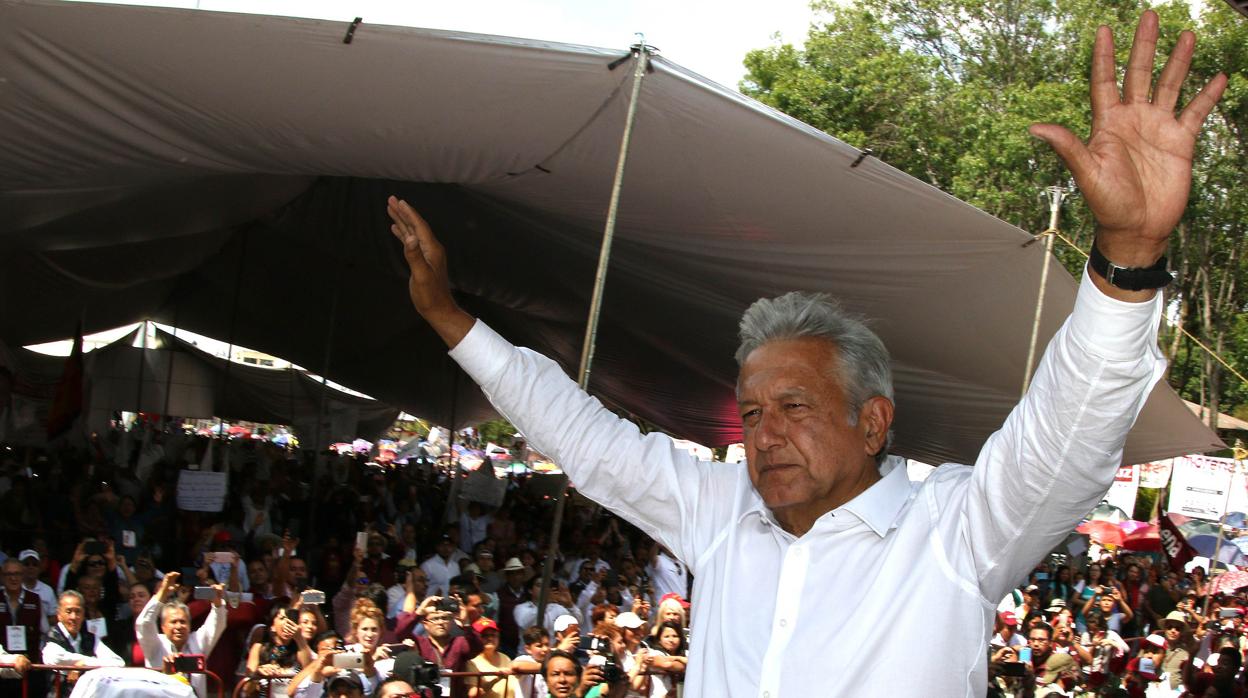 El izquierdista Andrés Manuel López Obrador durante un acto de campaña en el municipio de Apizaco, en Tlaxcala