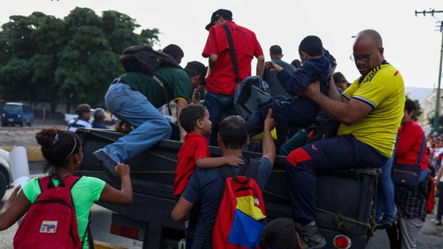 Las perreras, el nuevo y peligroso transporte de los venezolanos