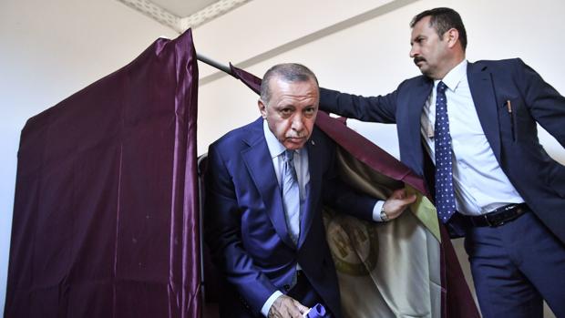 Erdogan pide el voto para la «revolución democrática»