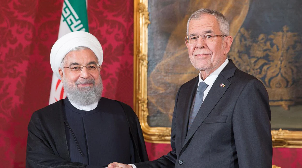 El presidente iraní, Hasan Rohaní, mantiene una reunión con su homólogo austriaco, Alexander van der Bellen