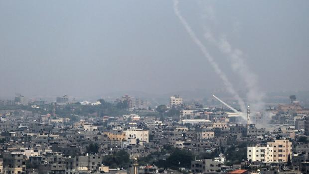 Cohetes lanzados desde Gaza hacia Israel, que provocaron la represalia