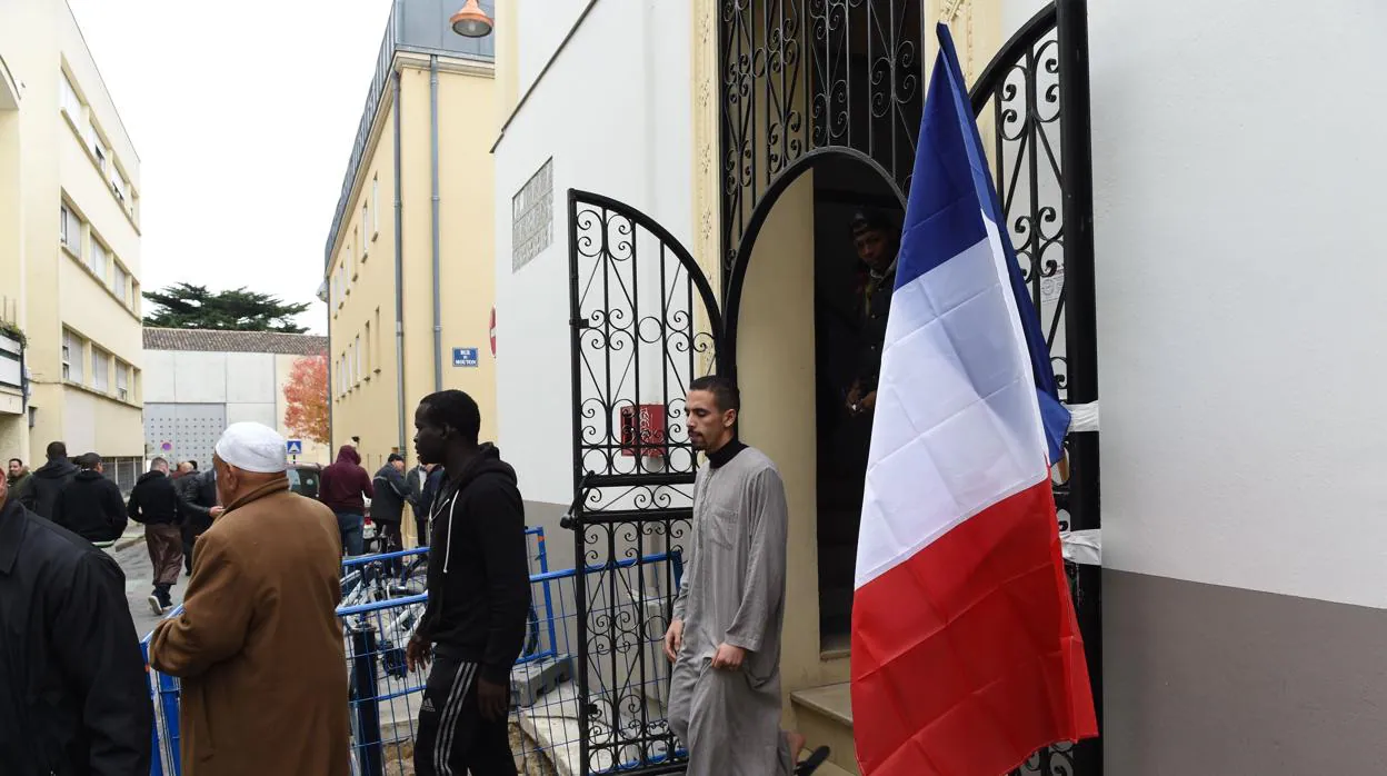 La refundación del islam en Francia