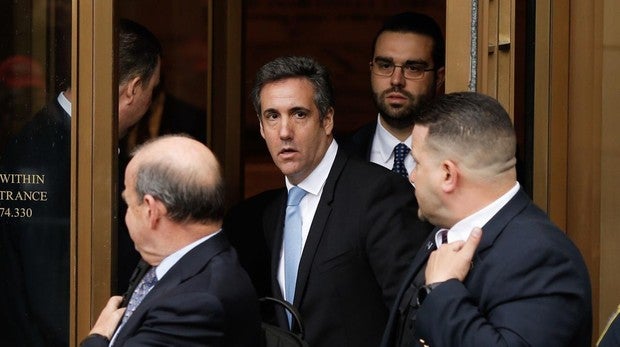 Trump tacha de «inconcebible» la redada a su abogado y la escucha de sus conversaciones