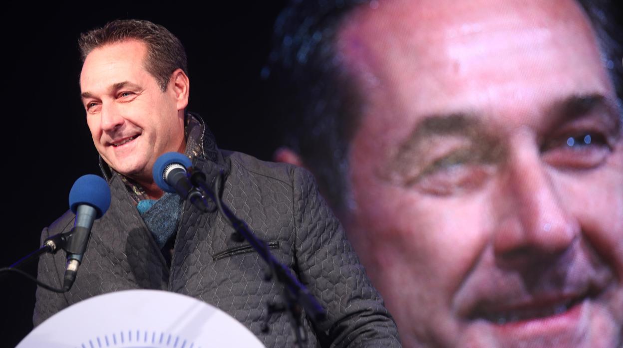 Heinz-Christian Strache durante un mitin electoral