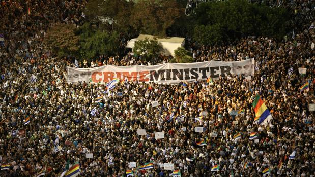 Decenas de miles de personas protestan contra la Ley de Estado Nación en Israel