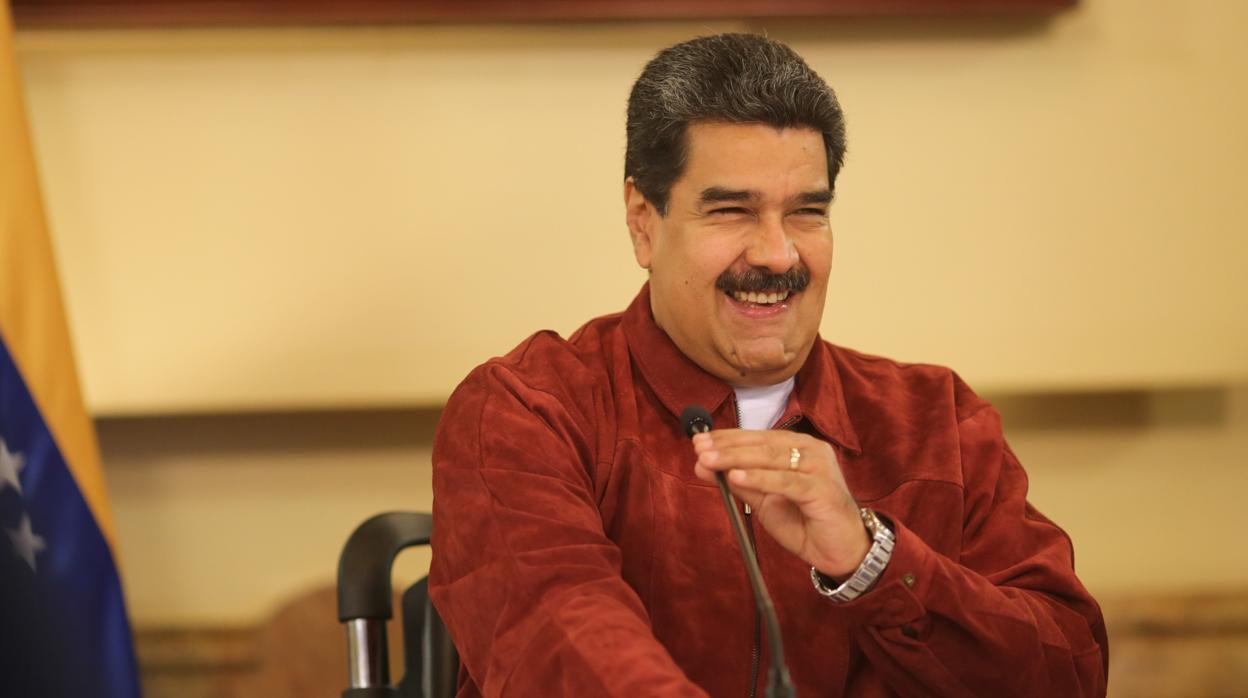 Maduro ordena encarcelar a los empresarios que aumenten los precios regulados