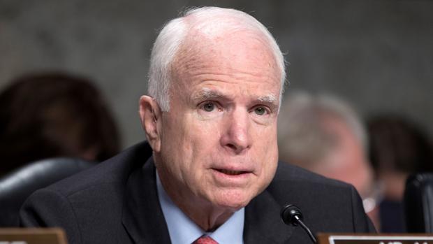 Muere John McCain, senador estadounidense y excandidato presidencial en 2008