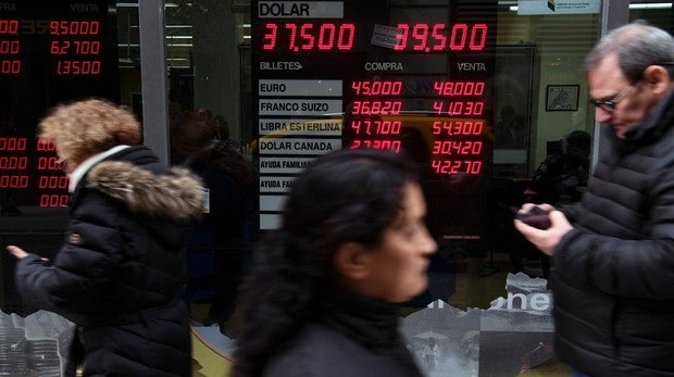 La crisis económica argentina, consecuencia de la crisis política de Macri