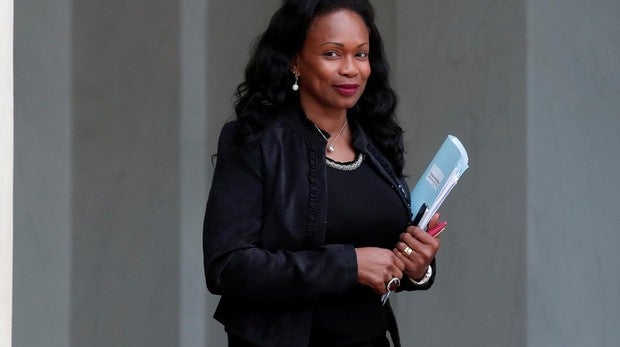 Dimite por sorpresa la ministra de Deportes de Macron