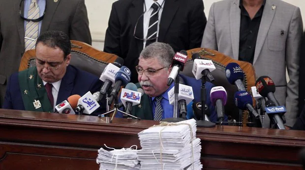 Un tribunal de Egipto condena a muerte a 75 personas por la matanza de 2013
