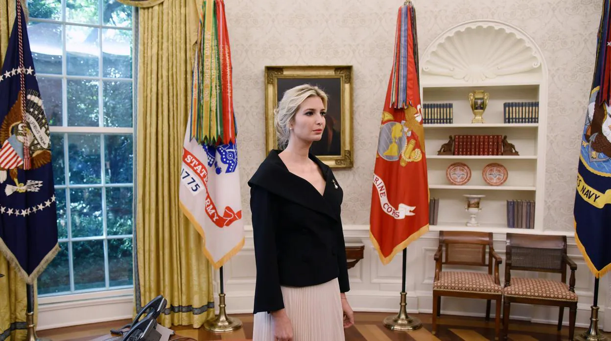 Ivanka Trump, durante la reunión de Trup con Nikki Haley en el Despacho Oval de la Casa Blanca