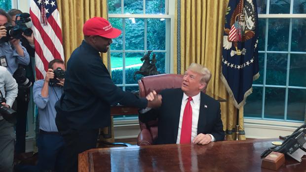 El delirante encuentro de Donald Trump y Kanye West