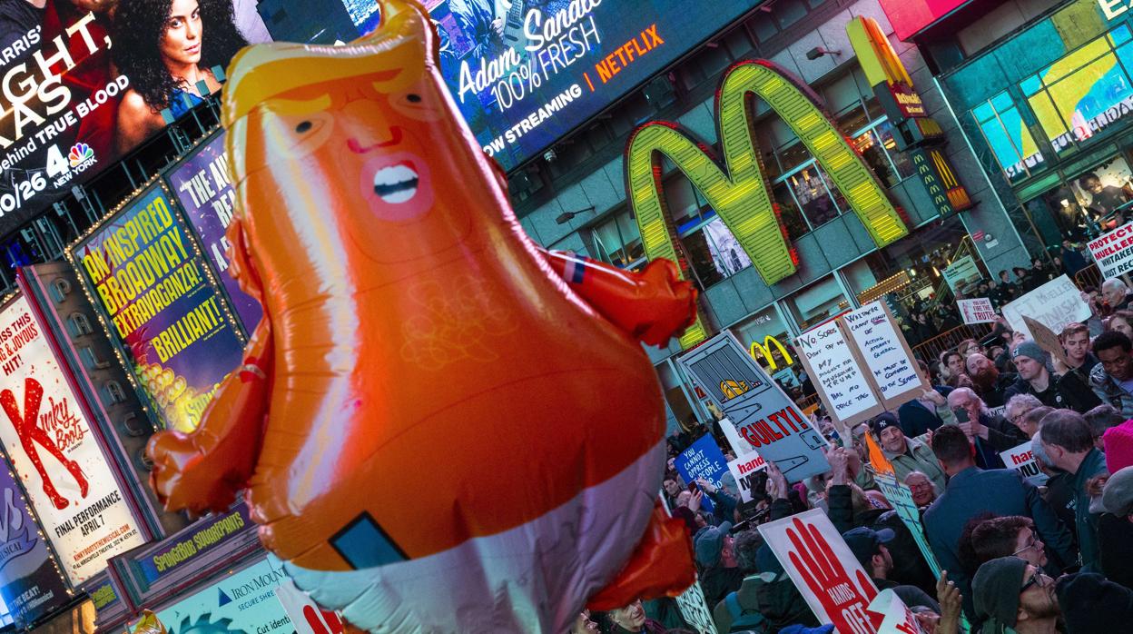 Una protesta contra Donald Trump en Times Square, en Nueva York, el pasado 8 de noviembre