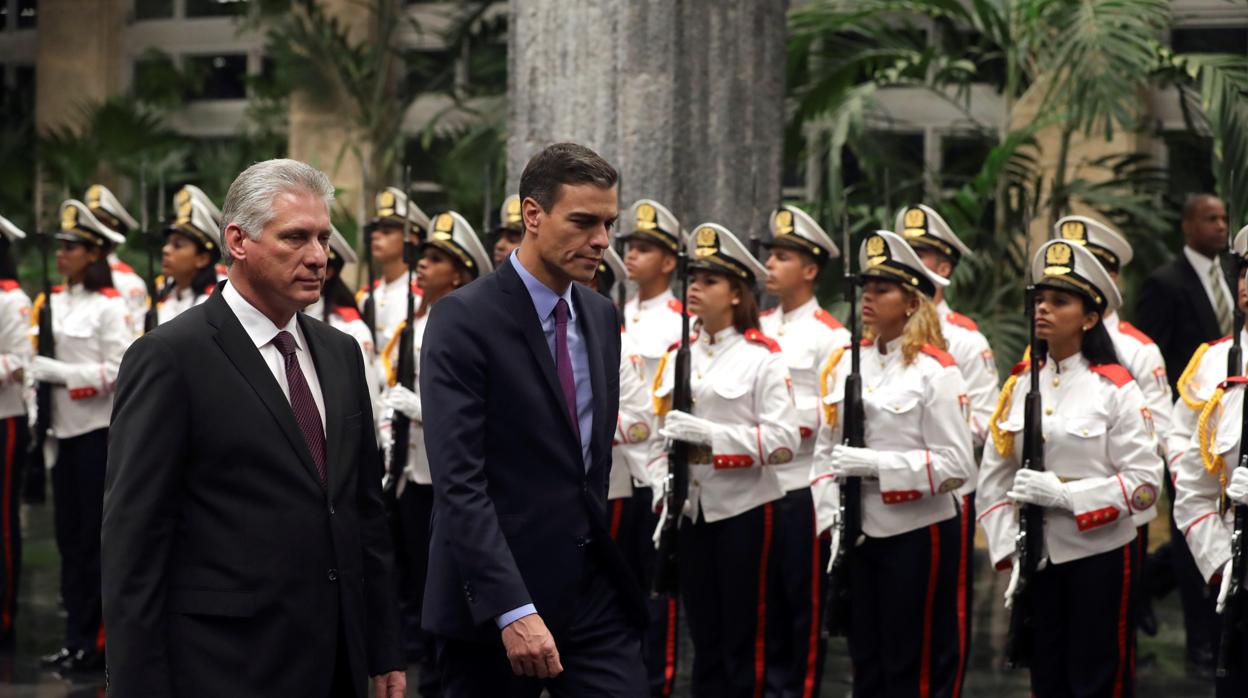 Sánchez, durante su visita a Cuba