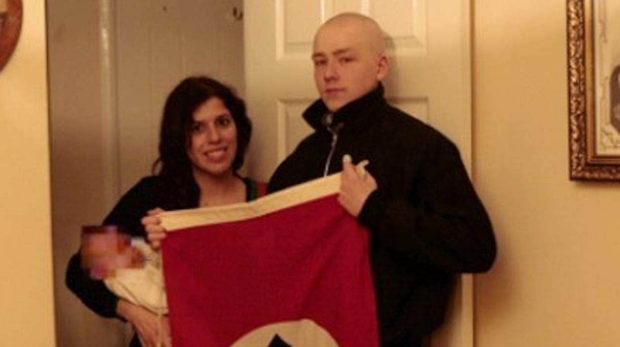 Cinco y seis años de cárcel para la pareja que llamó a su hijo Adolf en honor a Hitler